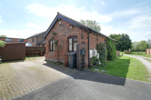 Low Road, Worlaby, North Lincolnshire, DN20 0LY